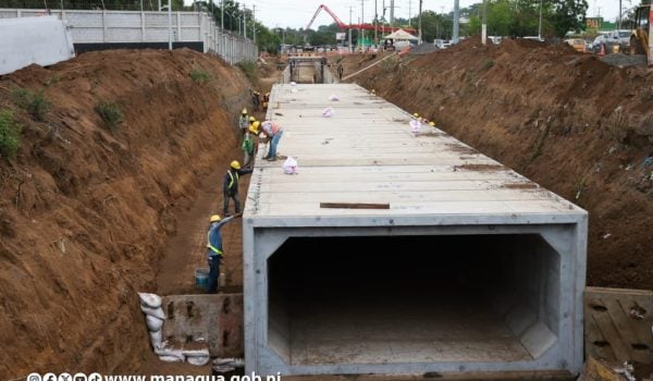 Avance en túnel de drenaje en el sector de Enel Central en el tramo dos de la ampliación de la Pista Héroes y Mártires de la Insurrección. Foto: Toma de la Alcaldía de Managua.