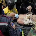 Falta de comida y techo agobia a los supervivientes de los terremotos de Venezuela