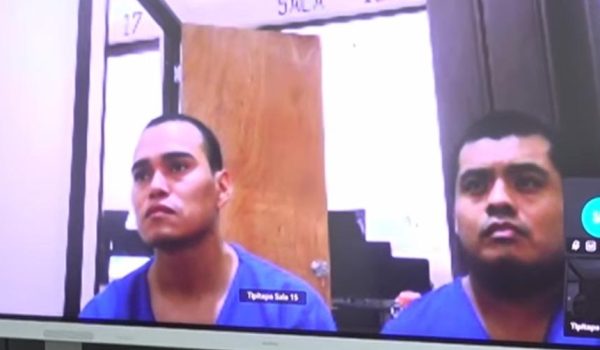 Dos veterinarios son acusados de comercializar ketamina sin autorización. Foto: Canal 13.