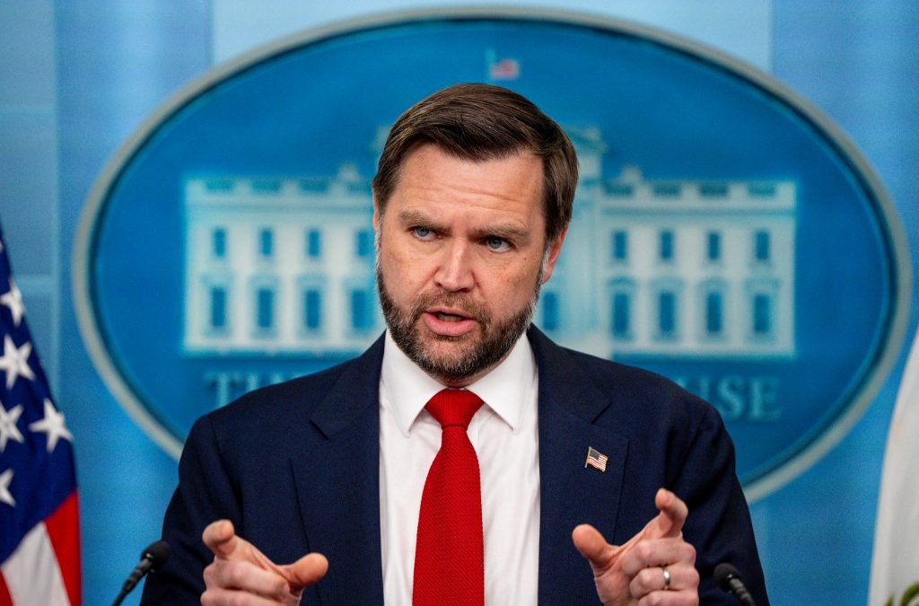 El vicepresidente de Estados Unidos, JD Vance, responde esta mañana a las preguntas de la prensa en Washington. Andrew Harnik/Getty Images/AFP