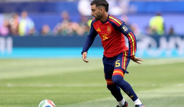 Álex Baena pieza clave en el ataque de España