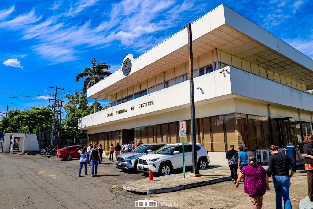 Fachada de las instalaciones de la Corte Suprema de Justicia de Nicaragua. Tomado de @InformativoJudicial/Facebook