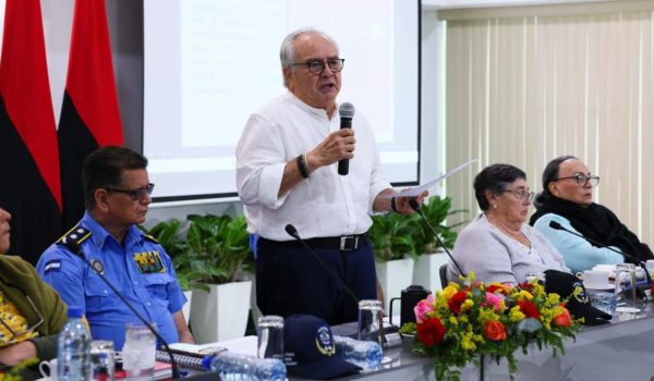Policía, brazo represor de Daniel Ortega, respalda reformas para abolir elecciones