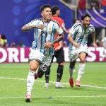 ¡Épica remontada! Argentina marca tres goles en 12 minutos y arrebata clasificación a los cuartos