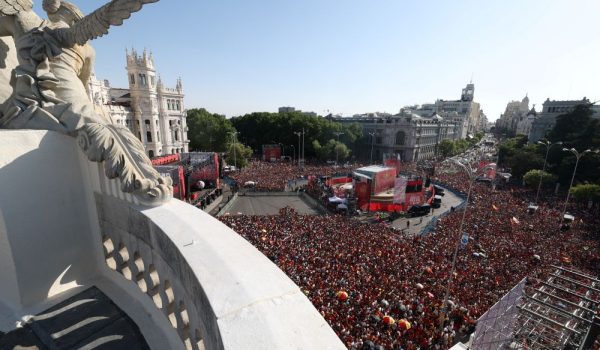 España celebra con su selección la segunda Copa Mundial