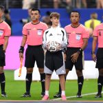 La FIFA defiende de las críticas francesas al árbitro que tiene de asistente a un nicaragüense