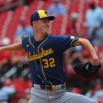 No es tu imaginación: Los pítcheres están tirando más duro que nunca este año en la MLB