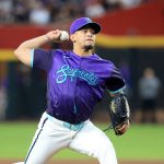 Jonathan Loáisiga vuelve a lucirse con los Diamondbacks frente a los Cerveceros