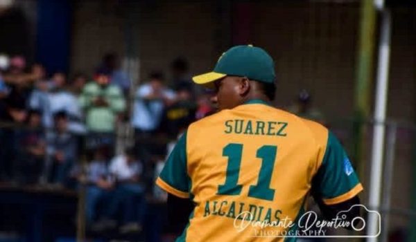 José Suárez se anota el primer juego perfecto de un pitcher de Matagalpa.