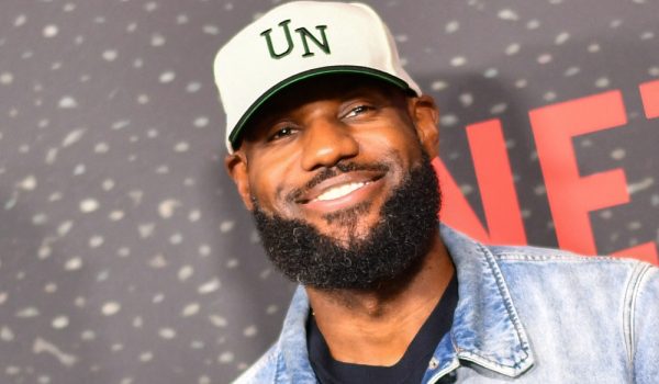 LeBron James interminable: se une a Sixers de Filadelfia para pelear por un nuevo título
