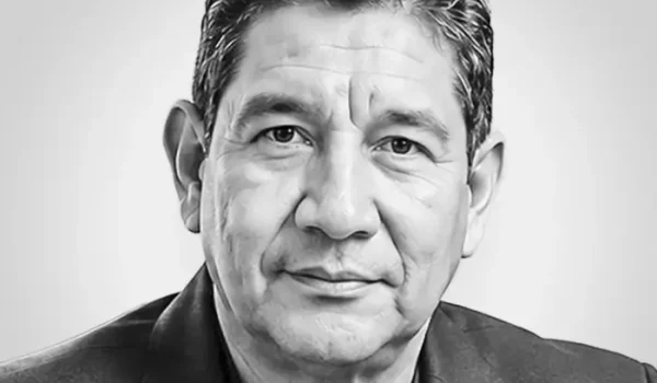 Numa Muñoz es doctor en Ciencias Políticas