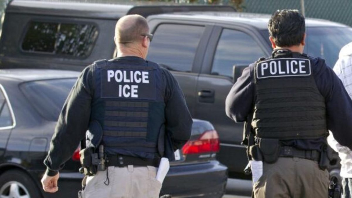 Agentes del ICE en un patrullaje regular. LA PRENSA/ARCHIVO