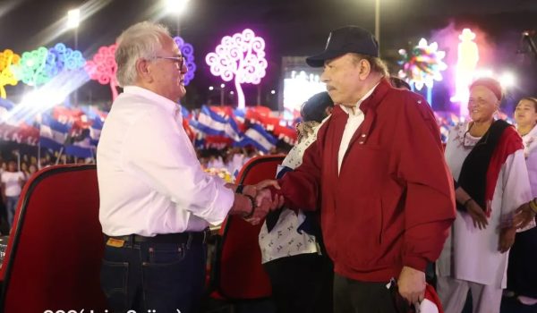 La Asamblea Nacional dirigida por Gustavo Porras, impulsa reforma constitucional arbitraria ordenada por el dictador Daniel Ortega. Foto/Tomada de medios oficialistas