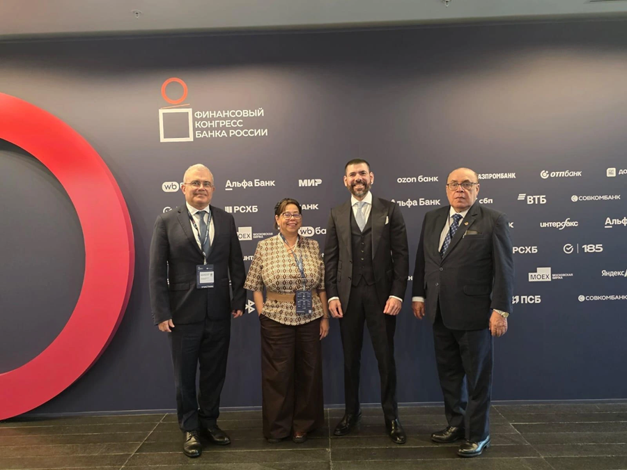 Ovidio Reyes, presidente del BCN y el Superintendente de Bancos (Siboif), Luis Ángel Montenegro acompañaron a Laureano Ortega al Foro Financiero en Rusia