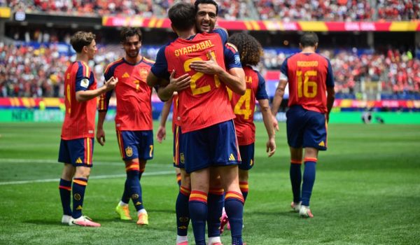 Oyarzabal marca doblete ante Austria en la Copa Mundial 2026
