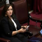 Vicepresidenta argentina llama «piratas» a ingleses previo a semifinal de la Copa Mundial