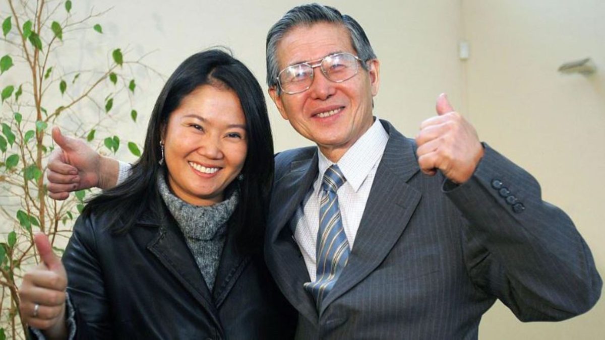 Keiko Fujimori tiene varias semejanzas y diferencias importantes con su padre, el fallecido expresidente peruano Alberto Fujimori. BBC