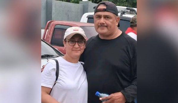 Eveling del Socorro Fuentes Martínez (a la izquierda) junto a su presunto agresor Marvin Antonio Gámez Salmerón ( a la derecha). Foto: RRS Noticias/Facebook.
