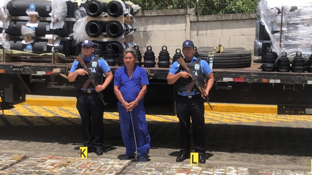 El guatemalteco Roberto Bardales de León, de 66 años, a quien se le decomisó 750 kilos de cocaína en Nicaragua. Foto: Policía Nacional.