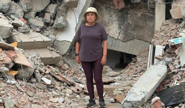 María Lourdes Pérez se encuentra en una de las zonas más devastadas por los terremotos del 24 de junio. Foto: BBC Mundo