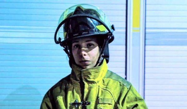 Daniela Villarroel ha sido bombera voluntaria durante 7 años. Foto: BBC Mundo