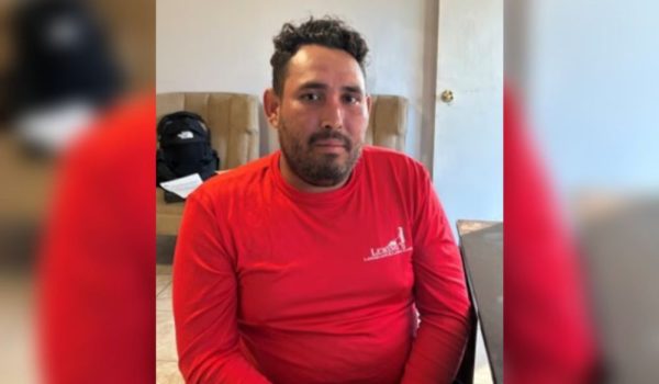 Migrante nicaragüense enfrenta 582 cargos por pornografía infantil en Estados Unidos