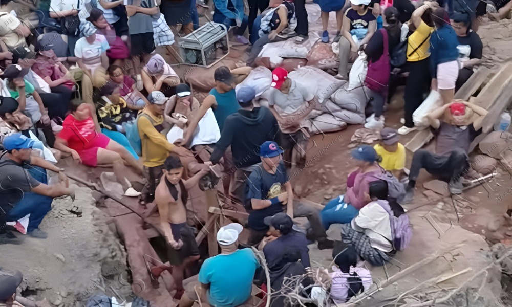 Cada hueco reprensenta la oportunidad de encontrar oro en el Río Amayón