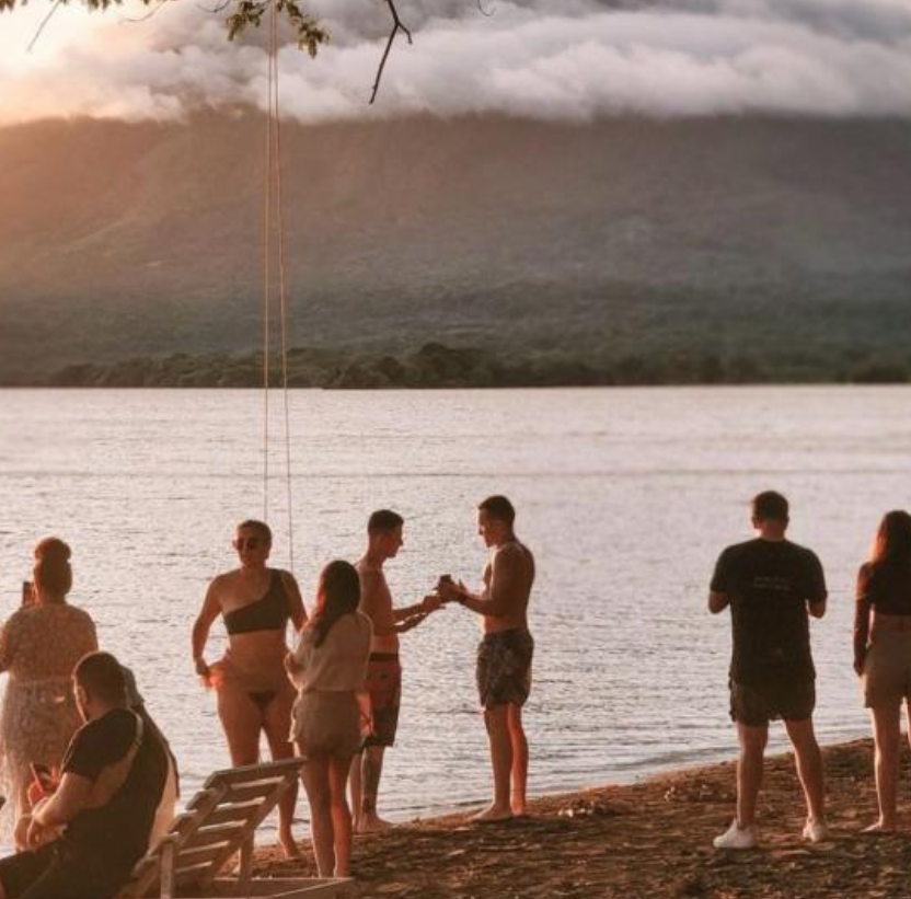Playa Mangos, ubicada en la isla de Ometepe, en el Lago Cocibolca