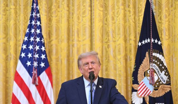 Trump revive acusaciones de fraude electoral en EE. UU. y de manipulación por Venezuela y China
