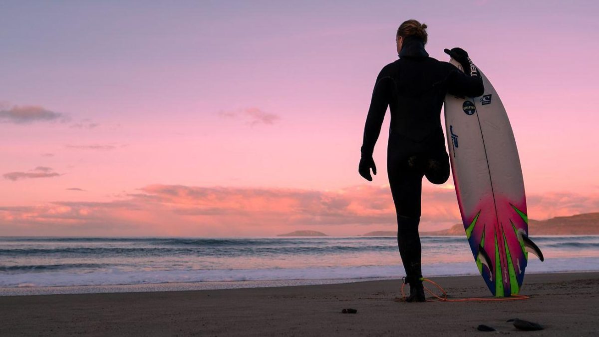 BBC | Cwmni Da | Phil Boyd Llywelyn Williams es un surfista profesional.