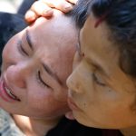 «La riada se lo llevó todo»: sobrevivientes de la avalancha en Nepal y Tíbet describen el horror de ver a sus seres queridos arrastrados por la corriente