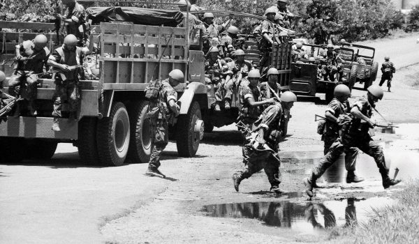 El arsenal de la Guardia Nacional: del diseño de EE. UU. al colapso de 1979