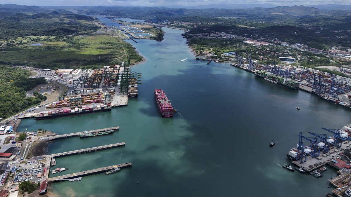 Canal de Panamá reducirá tránsito de buques por el fenómeno de El Niño