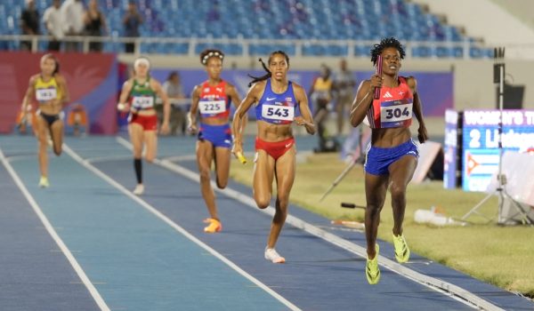 República Dominicana gana el oro en el relevo mixto 4×400 metros con récord de los Juegos CAC 2026