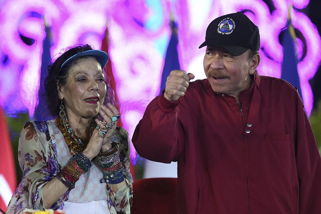 Los dictadores de Nicaragua, Daniel Ortega y Rosario Murillo en una imagen de archivo. Foto: AFP