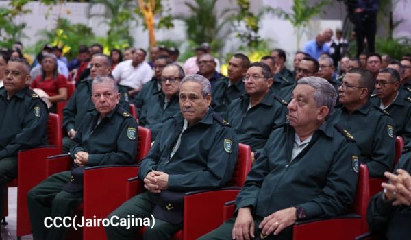 La cúpula militar envejece como “tapón” en el Ejército