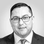Ernesto González es miembro de CXL Exilio