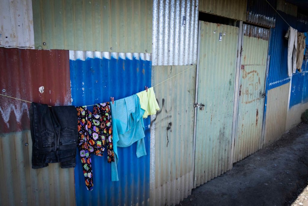 Fincas de café de Costa Rica contratan cortadores de Nicaragua para levantar la cosecha