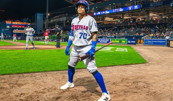 Ismael Munguía sigue a la espera de una oportunidad en las Grandes Ligas.