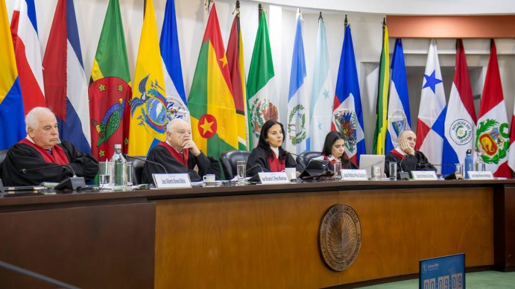 Los jueces de la Corte IDH durante una audiencia el 19 de agosto de 2025. Foto: redes sociales.