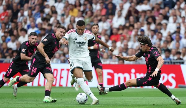 Real Madrid se da un festín ante el Málaga y es líder en la Liga española