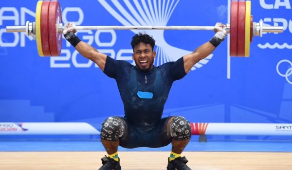 Pesista costeño conquista medalla en los Juegos Centroamericanos y del Caribe