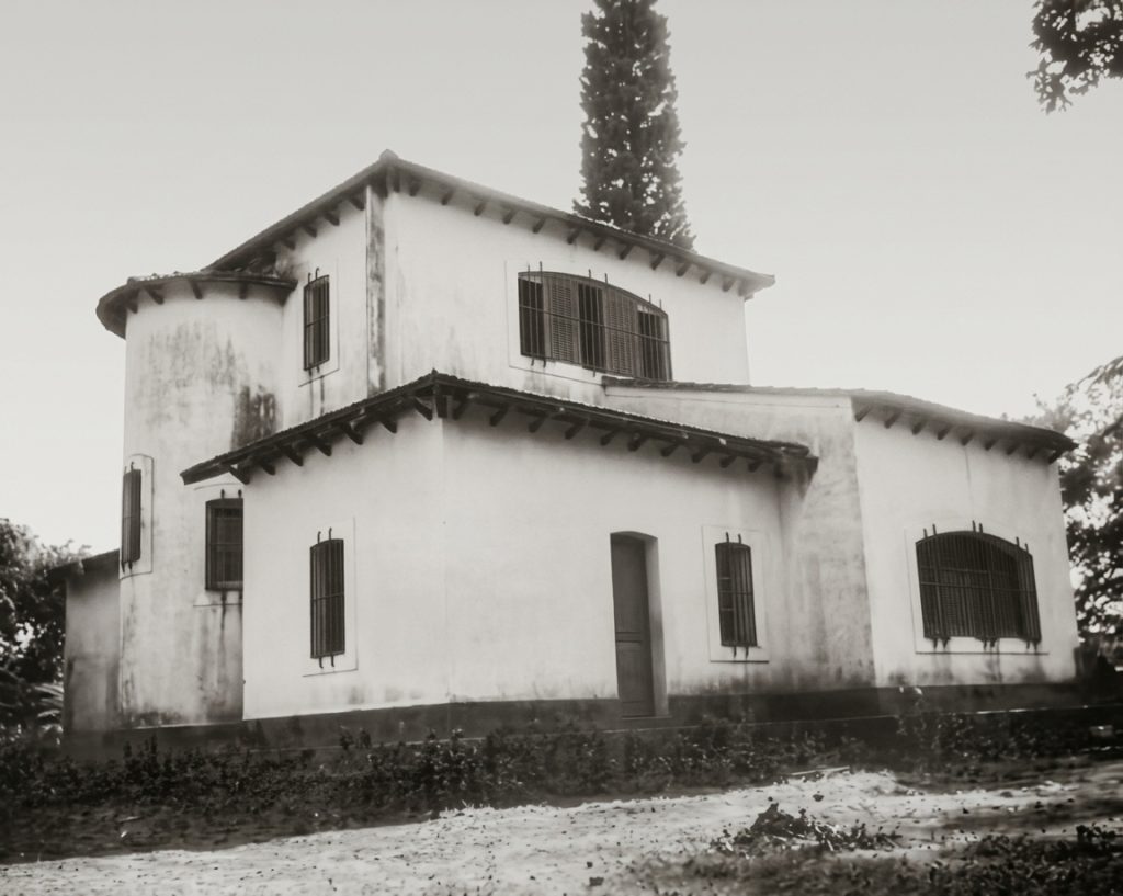 Fachada lateral de la vivienda. LA PRENSA / ARCHIVO REDES