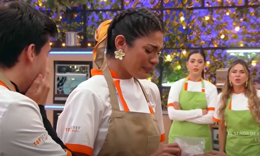 La Miss Universo 2023, Sheynnis Palacios lloró de estrés al inicio del programa Top Chef VIP. Foto: Captura de pantalla/Telemundo Realities