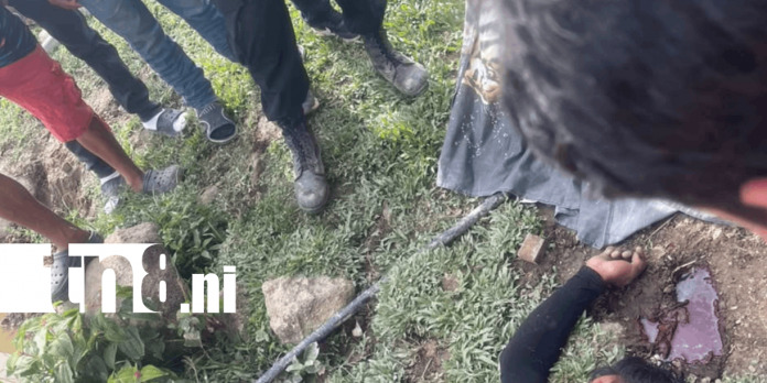 Una de las víctimas del crimen ocurrido en Wiwilí, Jinotega, en el que murieron padre e hijo. Foto: Canal 8.