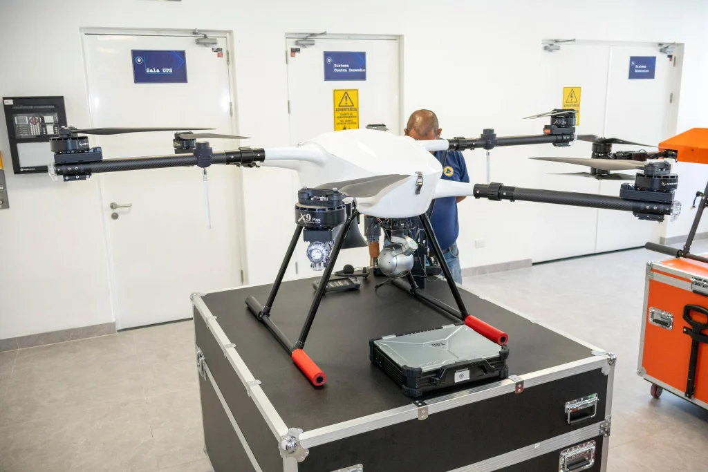 Drones que operan en el nuevo centro con capital chino. El 19 Digital