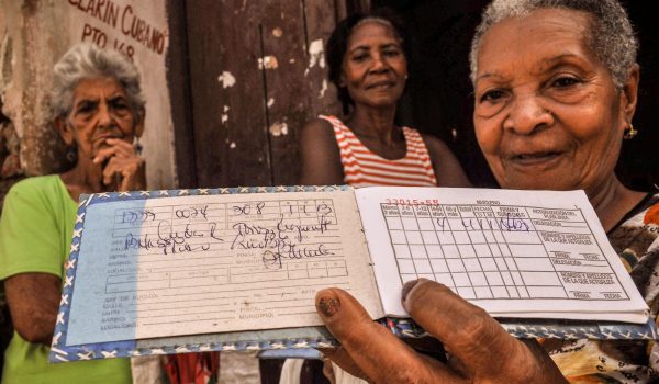 Por qué Cuba no produce suficiente comida y depende del exterior para alimentar a su población