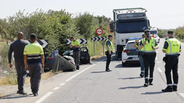 Accidente de tránsito en el que murió un nicaragüense y otro sigue batallando por su vida en Zaragoza, España. Foto: Heraldo de Aragón.