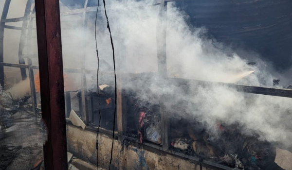 Incendio consume por segunda vez vivienda de hombre en Managua