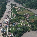 Nepal confirma que hay 910 personas sin localizar tras la riada, más de 500 extranjeras